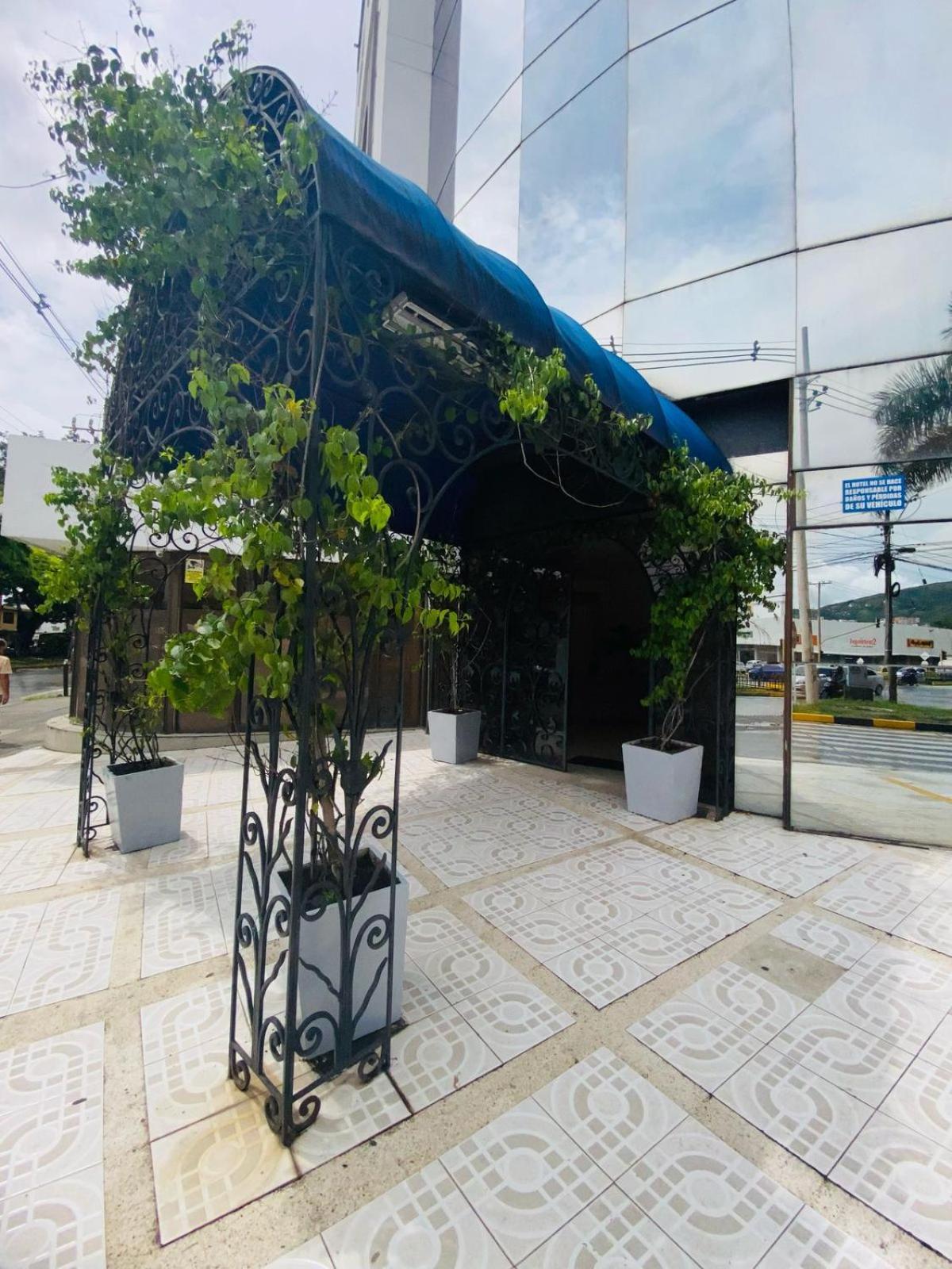 Hotel Metropolis Plaza Cali Exterior foto